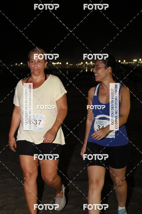 Buy your photos of the eventCircuito Jovem Pan Night Run - Etapa Santos on Fotop