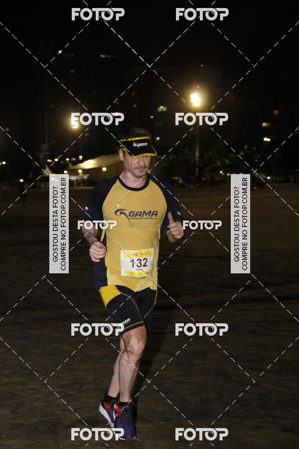 Buy your photos of the eventCircuito Jovem Pan Night Run - Etapa Santos on Fotop