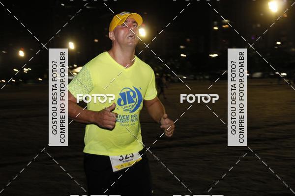 Buy your photos of the eventCircuito Jovem Pan Night Run - Etapa Santos on Fotop