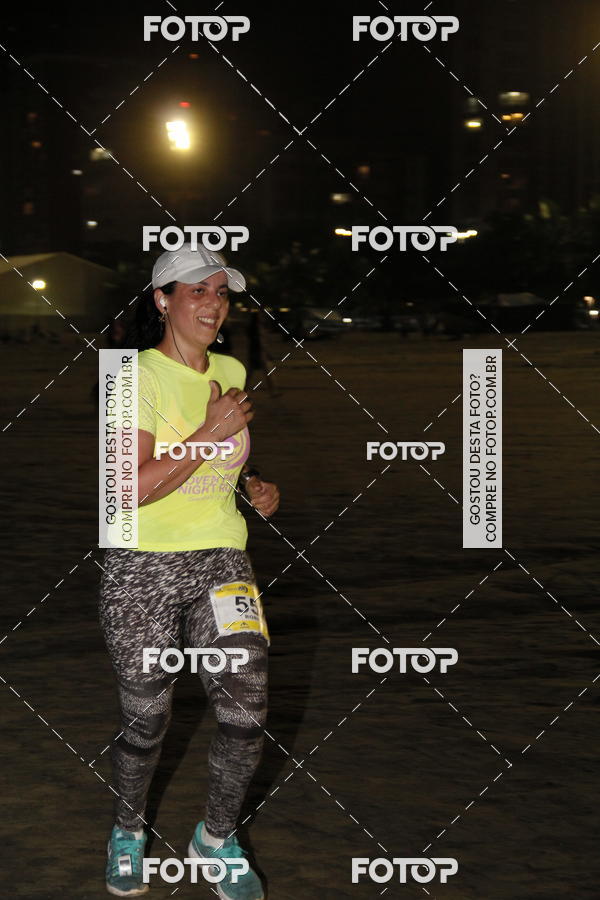 Buy your photos of the eventCircuito Jovem Pan Night Run - Etapa Santos on Fotop
