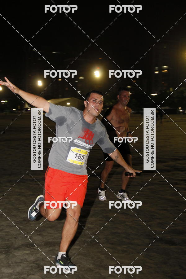 Buy your photos of the eventCircuito Jovem Pan Night Run - Etapa Santos on Fotop