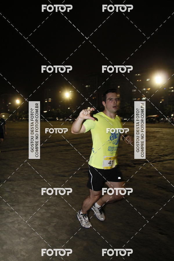 Buy your photos of the eventCircuito Jovem Pan Night Run - Etapa Santos on Fotop