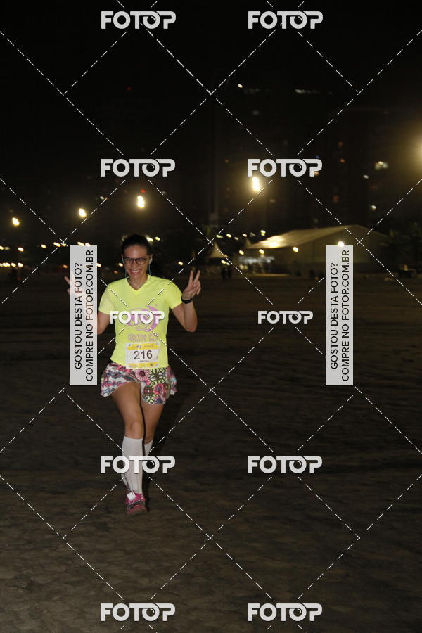 Buy your photos of the eventCircuito Jovem Pan Night Run - Etapa Santos on Fotop