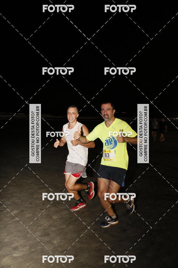 Buy your photos of the eventCircuito Jovem Pan Night Run - Etapa Santos on Fotop