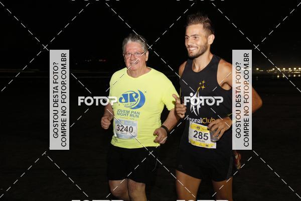 Buy your photos of the eventCircuito Jovem Pan Night Run - Etapa Santos on Fotop