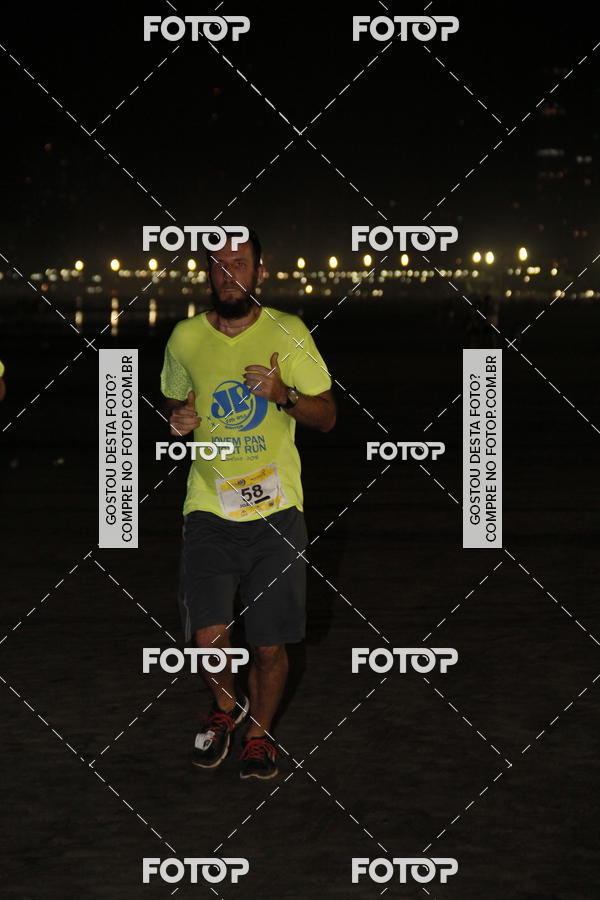 Buy your photos of the eventCircuito Jovem Pan Night Run - Etapa Santos on Fotop