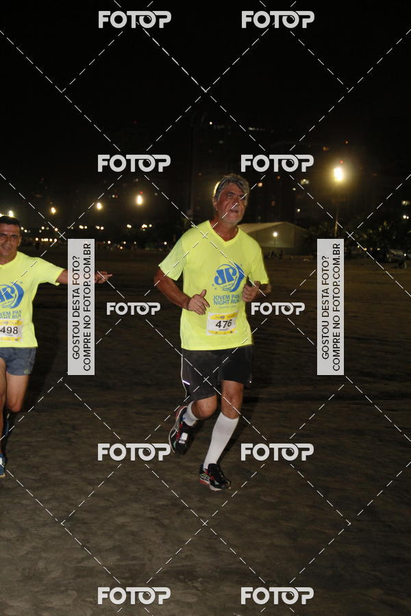 Buy your photos of the eventCircuito Jovem Pan Night Run - Etapa Santos on Fotop
