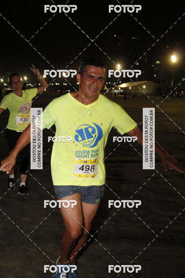 Buy your photos of the eventCircuito Jovem Pan Night Run - Etapa Santos on Fotop