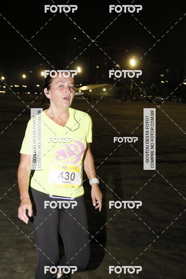 Buy your photos of the eventCircuito Jovem Pan Night Run - Etapa Santos on Fotop