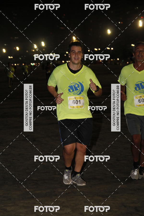 Buy your photos of the eventCircuito Jovem Pan Night Run - Etapa Santos on Fotop