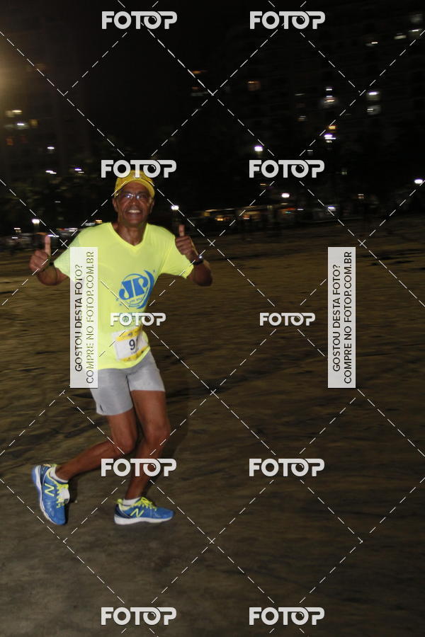 Buy your photos of the eventCircuito Jovem Pan Night Run - Etapa Santos on Fotop