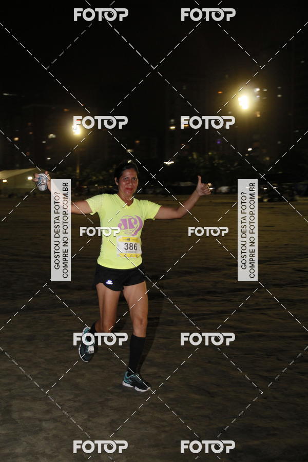 Buy your photos of the eventCircuito Jovem Pan Night Run - Etapa Santos on Fotop