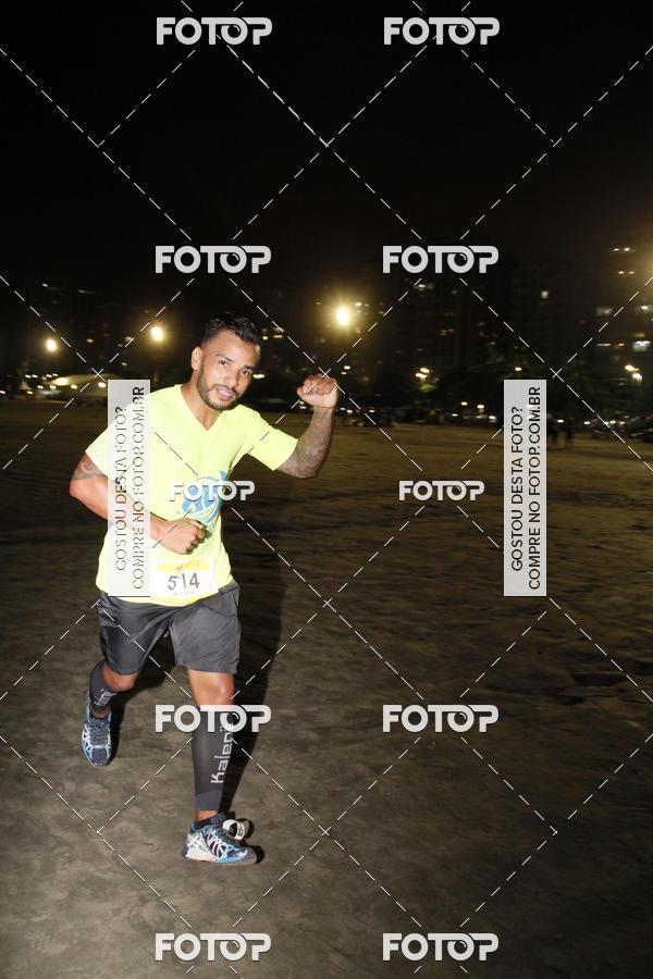 Buy your photos of the eventCircuito Jovem Pan Night Run - Etapa Santos on Fotop