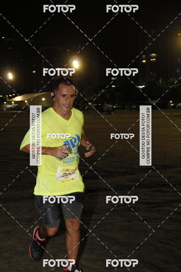 Buy your photos of the eventCircuito Jovem Pan Night Run - Etapa Santos on Fotop