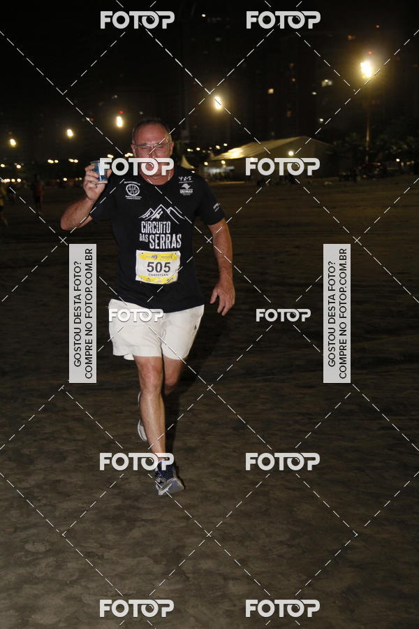 Buy your photos of the eventCircuito Jovem Pan Night Run - Etapa Santos on Fotop