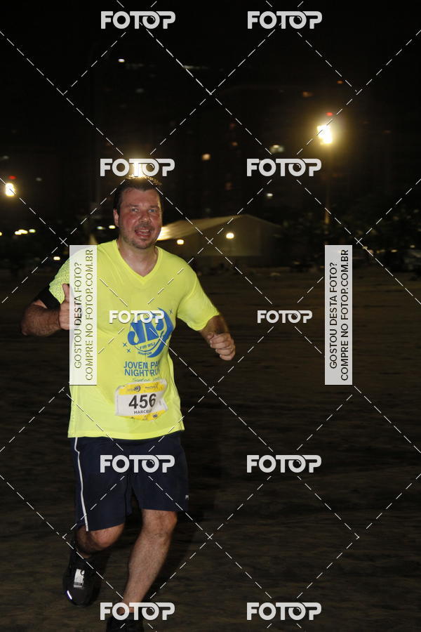 Buy your photos of the eventCircuito Jovem Pan Night Run - Etapa Santos on Fotop
