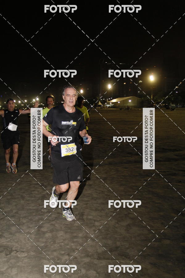 Buy your photos of the eventCircuito Jovem Pan Night Run - Etapa Santos on Fotop