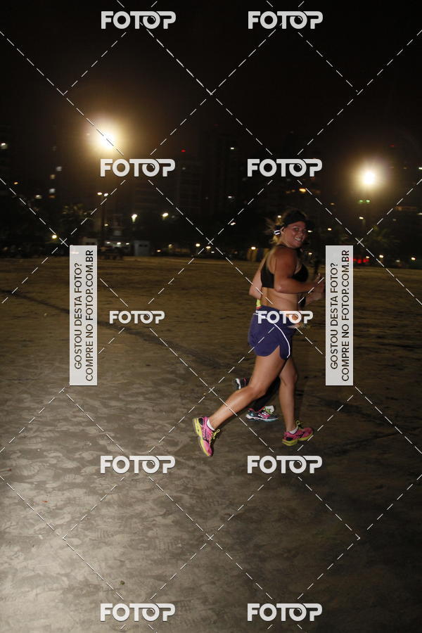 Buy your photos of the eventCircuito Jovem Pan Night Run - Etapa Santos on Fotop