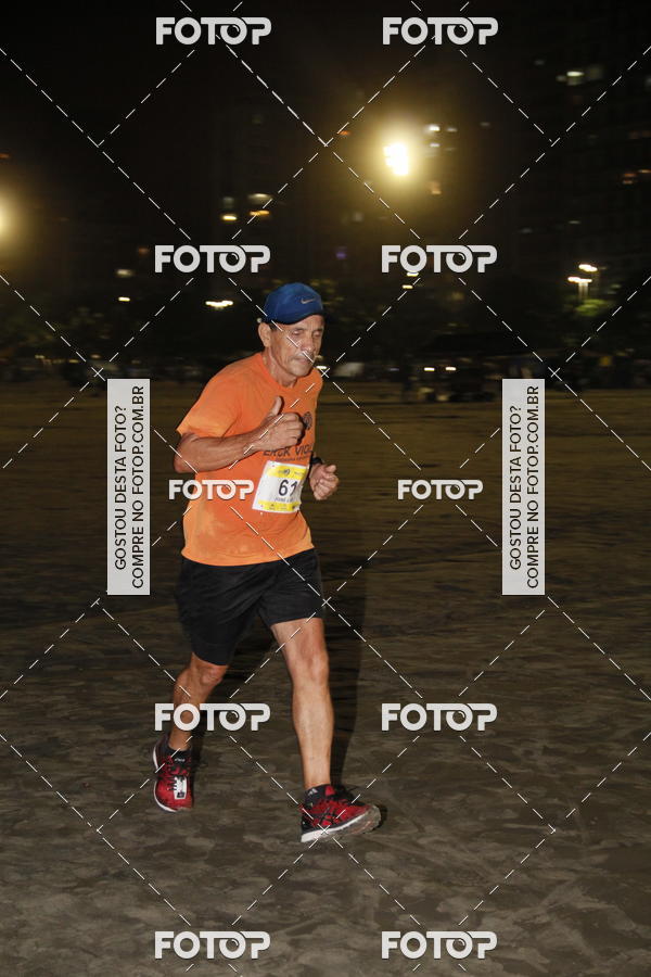 Buy your photos of the eventCircuito Jovem Pan Night Run - Etapa Santos on Fotop