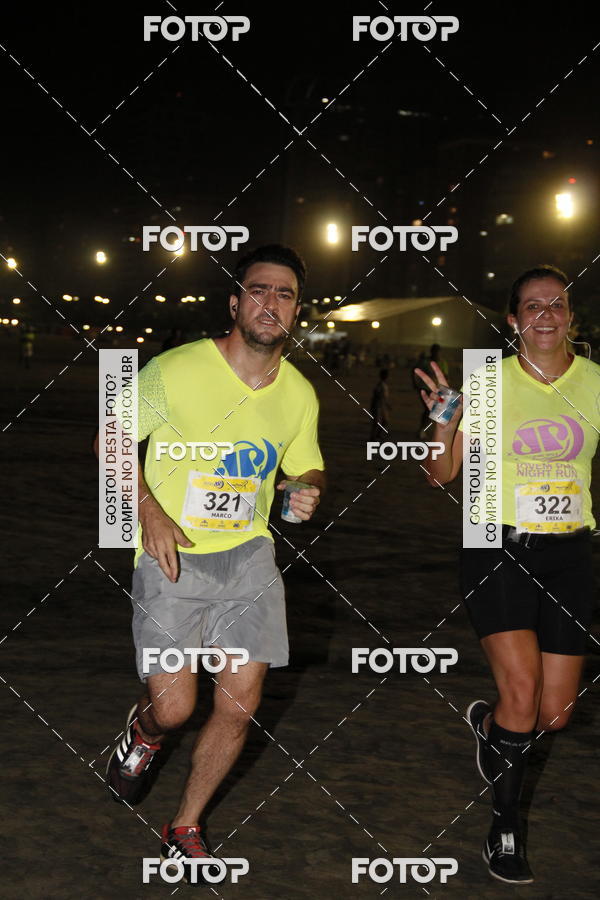 Buy your photos of the eventCircuito Jovem Pan Night Run - Etapa Santos on Fotop