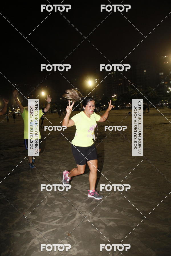 Buy your photos of the eventCircuito Jovem Pan Night Run - Etapa Santos on Fotop
