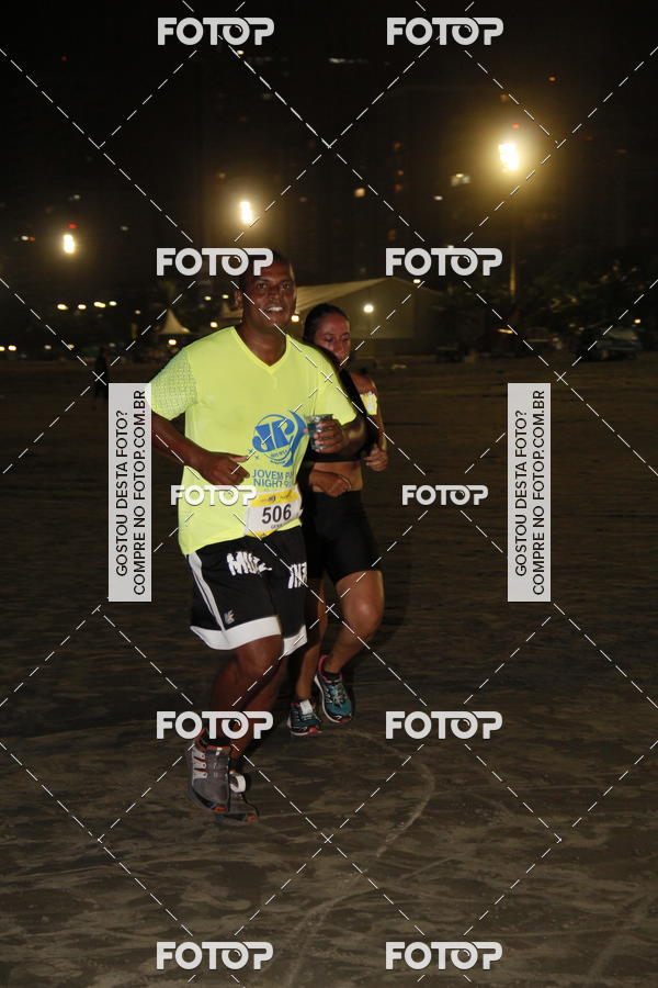 Buy your photos of the eventCircuito Jovem Pan Night Run - Etapa Santos on Fotop