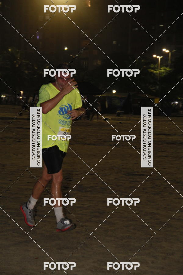 Buy your photos of the eventCircuito Jovem Pan Night Run - Etapa Santos on Fotop
