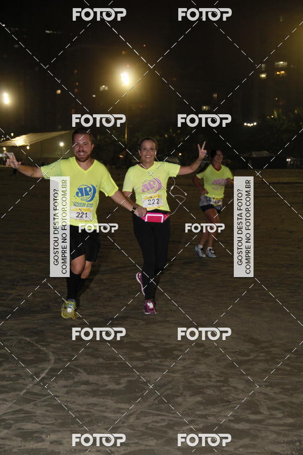 Buy your photos of the eventCircuito Jovem Pan Night Run - Etapa Santos on Fotop