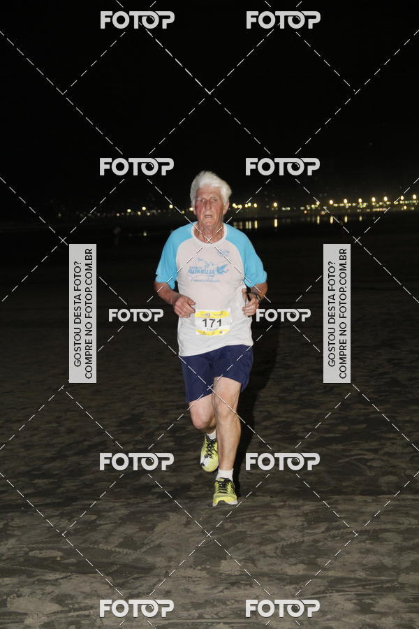 Buy your photos of the eventCircuito Jovem Pan Night Run - Etapa Santos on Fotop