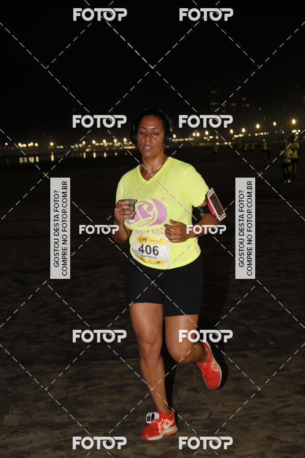 Buy your photos of the eventCircuito Jovem Pan Night Run - Etapa Santos on Fotop