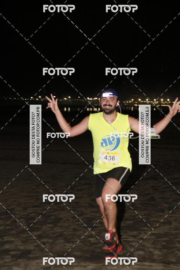 Buy your photos of the eventCircuito Jovem Pan Night Run - Etapa Santos on Fotop