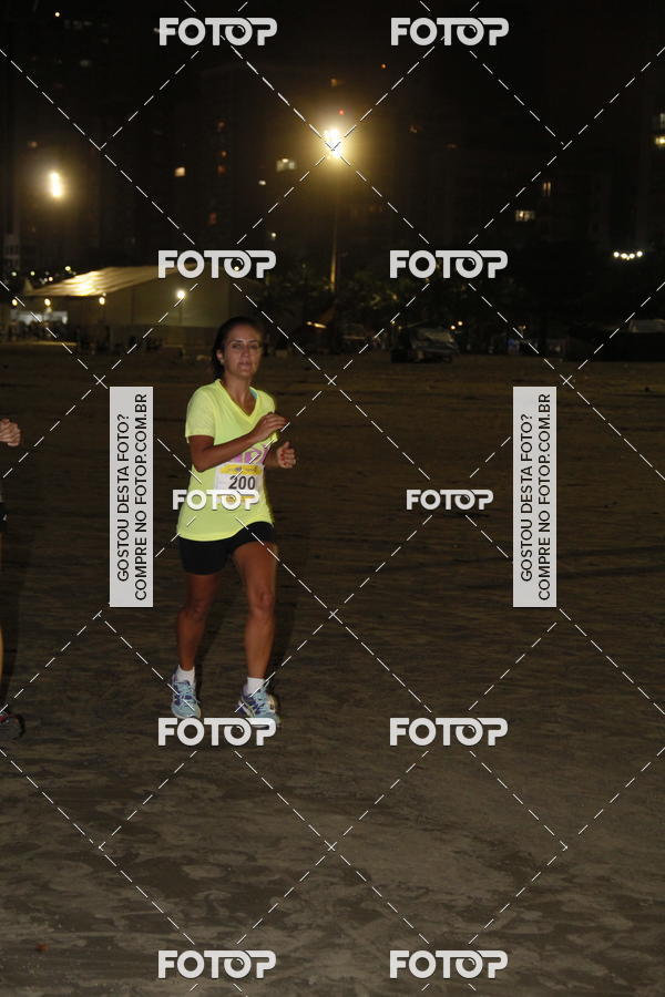 Buy your photos of the eventCircuito Jovem Pan Night Run - Etapa Santos on Fotop