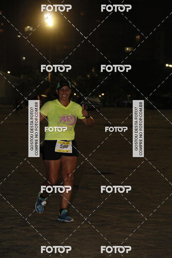 Buy your photos of the eventCircuito Jovem Pan Night Run - Etapa Santos on Fotop