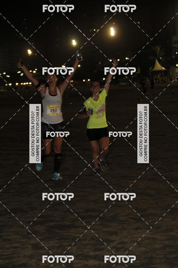 Buy your photos of the eventCircuito Jovem Pan Night Run - Etapa Santos on Fotop