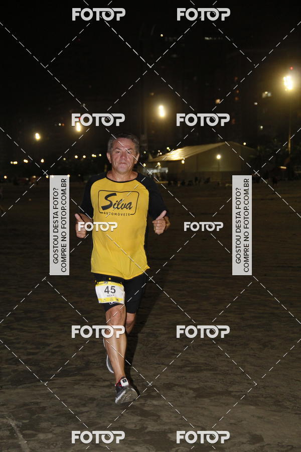 Buy your photos of the eventCircuito Jovem Pan Night Run - Etapa Santos on Fotop