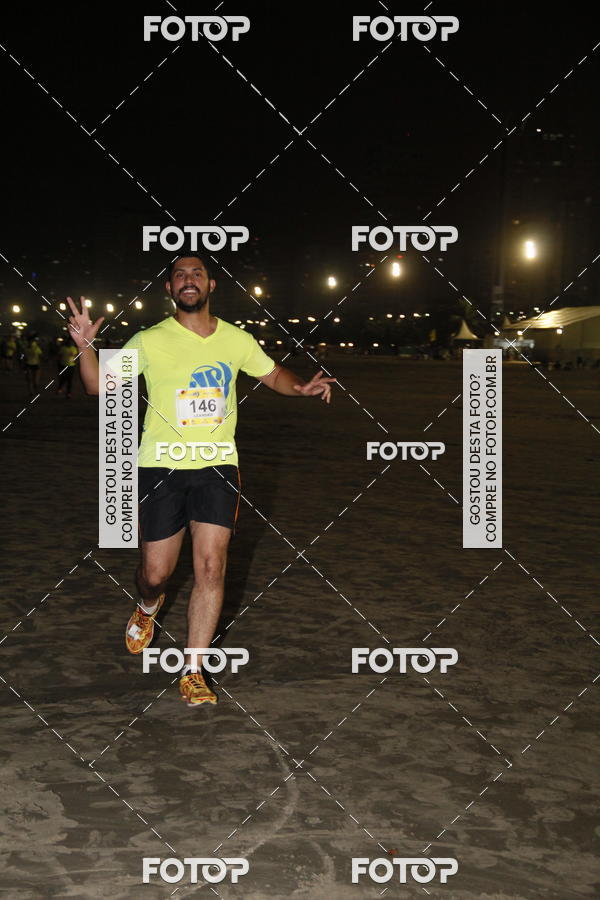 Buy your photos of the eventCircuito Jovem Pan Night Run - Etapa Santos on Fotop