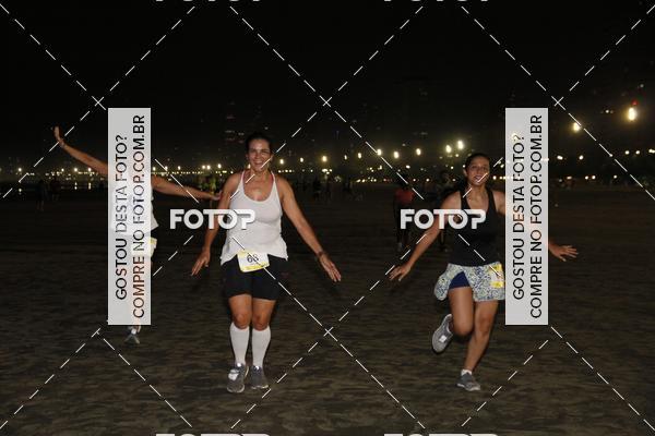 Buy your photos of the eventCircuito Jovem Pan Night Run - Etapa Santos on Fotop
