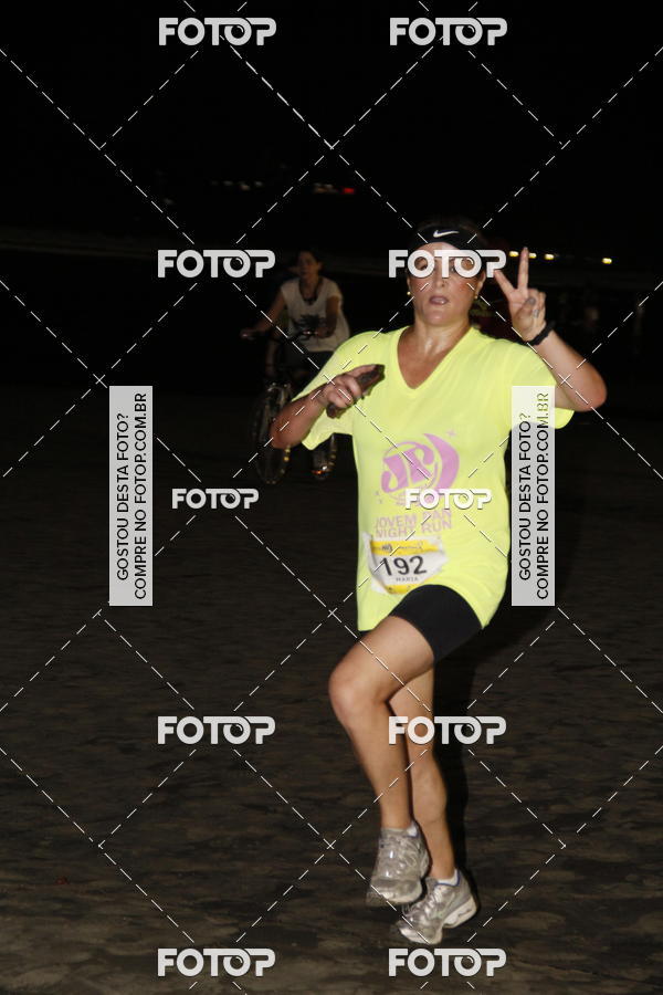 Buy your photos of the eventCircuito Jovem Pan Night Run - Etapa Santos on Fotop