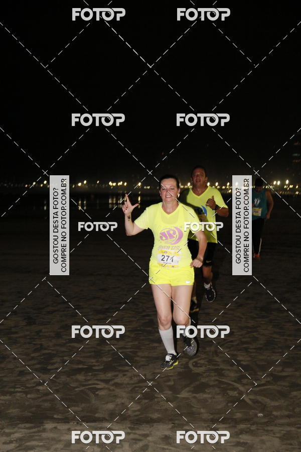 Buy your photos of the eventCircuito Jovem Pan Night Run - Etapa Santos on Fotop