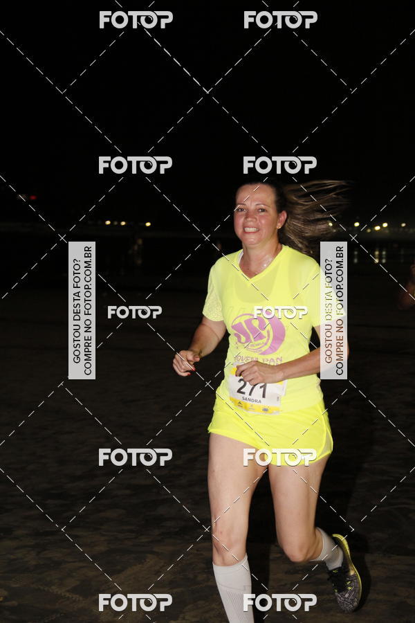 Buy your photos of the eventCircuito Jovem Pan Night Run - Etapa Santos on Fotop