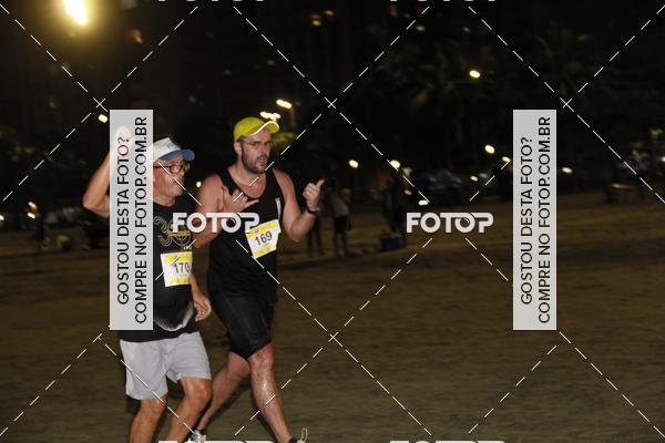 Buy your photos of the eventCircuito Jovem Pan Night Run - Etapa Santos on Fotop
