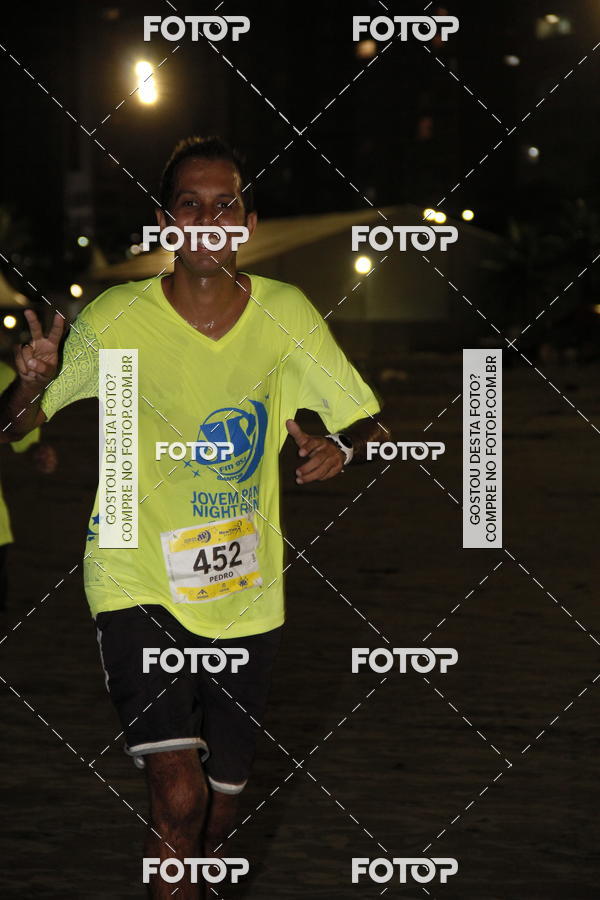 Buy your photos of the eventCircuito Jovem Pan Night Run - Etapa Santos on Fotop