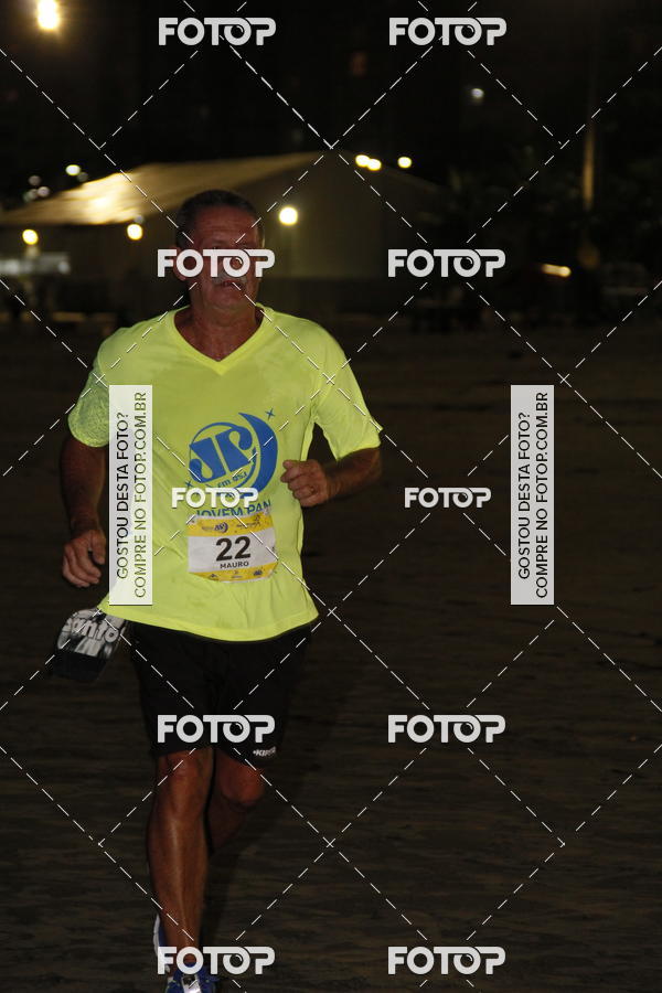Buy your photos of the eventCircuito Jovem Pan Night Run - Etapa Santos on Fotop