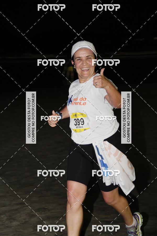 Buy your photos of the eventCircuito Jovem Pan Night Run - Etapa Santos on Fotop
