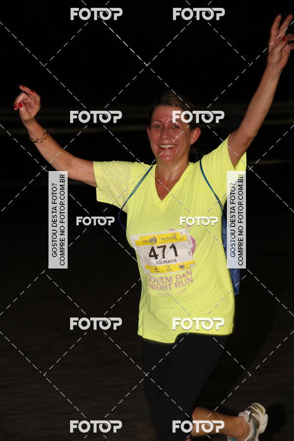 Buy your photos of the eventCircuito Jovem Pan Night Run - Etapa Santos on Fotop