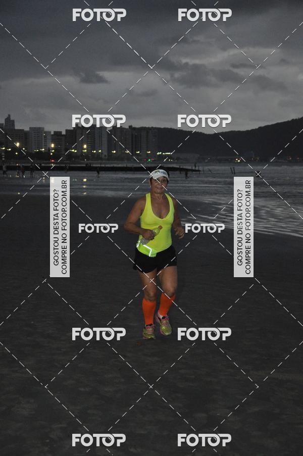 Buy your photos of the eventCircuito Jovem Pan Night Run - Etapa Santos on Fotop
