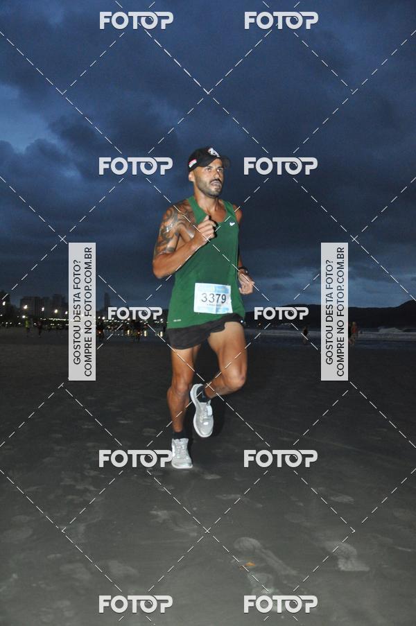 Buy your photos of the eventCircuito Jovem Pan Night Run - Etapa Santos on Fotop