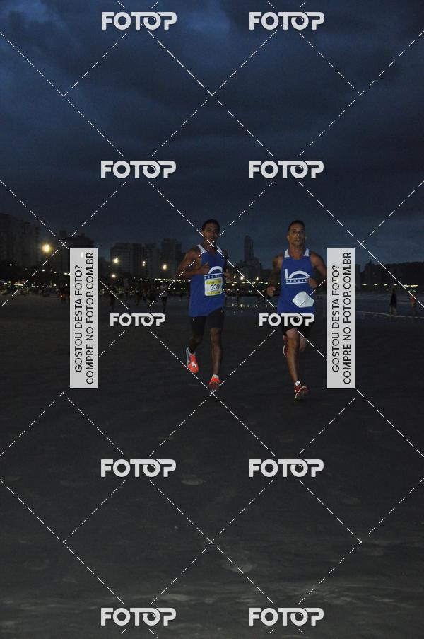 Buy your photos of the eventCircuito Jovem Pan Night Run - Etapa Santos on Fotop