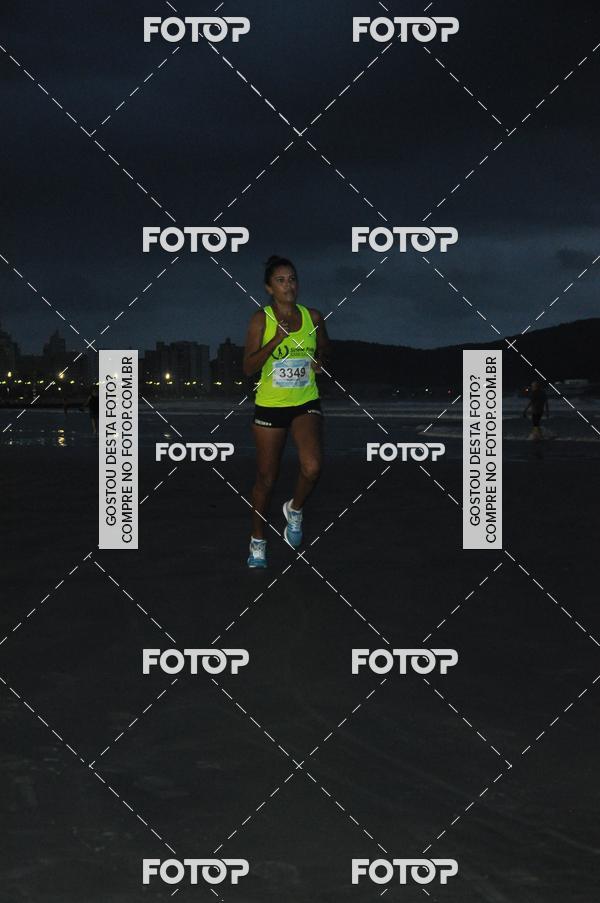 Buy your photos of the eventCircuito Jovem Pan Night Run - Etapa Santos on Fotop