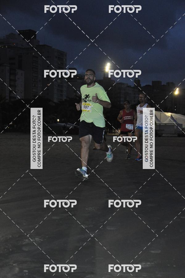 Buy your photos of the eventCircuito Jovem Pan Night Run - Etapa Santos on Fotop